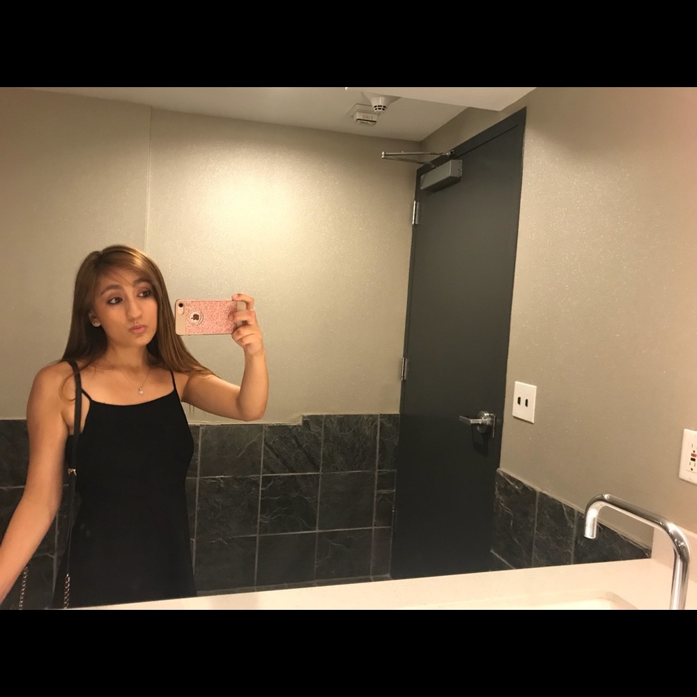 Meet your Posher, Marissa